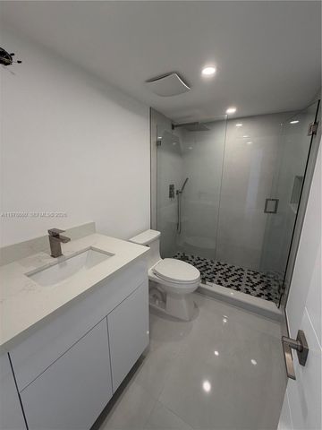 6070 W 19th Ave 315, Hialeah, FL 33012