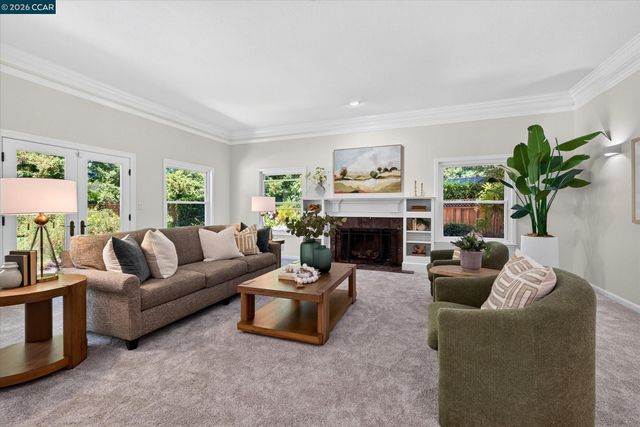114 Pepperwood Ct, Danville, CA 94506