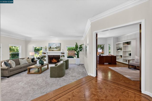 114 Pepperwood Ct, Danville, CA 94506