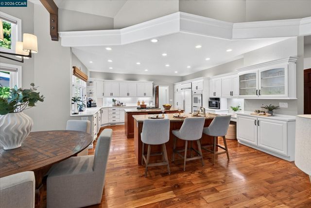 114 Pepperwood Ct, Danville, CA 94506