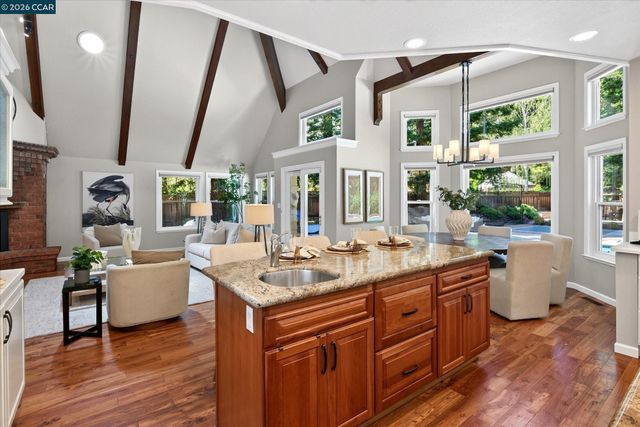 114 Pepperwood Ct, Danville, CA 94506