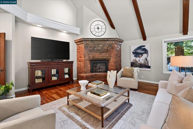 114 Pepperwood Ct, Danville, CA 94506