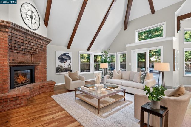 114 Pepperwood Ct, Danville, CA 94506