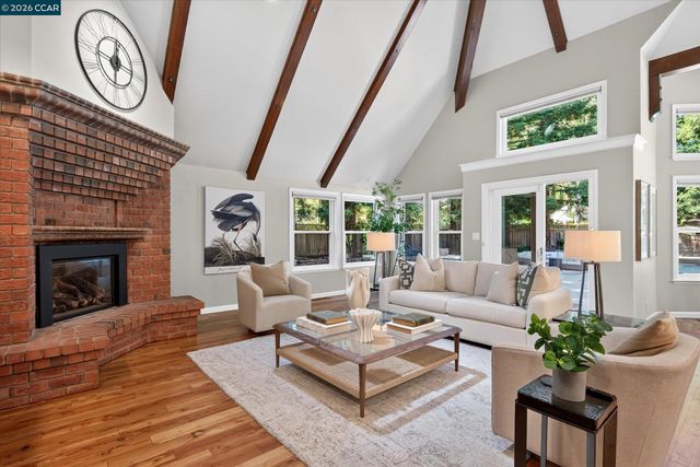 114 Pepperwood Ct, Danville, CA 94506