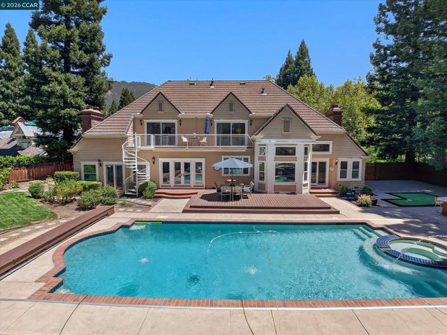 114 Pepperwood Ct, Danville, CA 94506