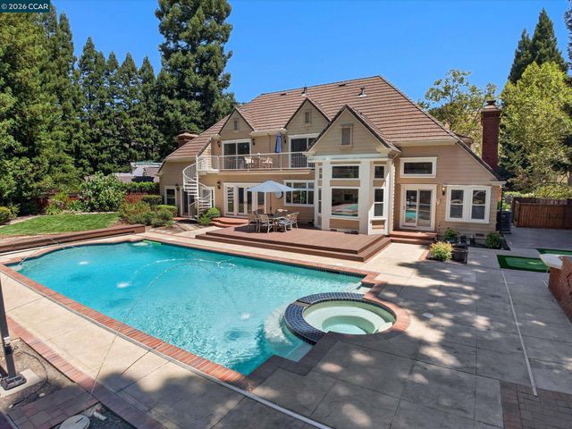 114 Pepperwood Ct, Danville, CA 94506