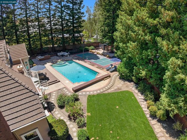 114 Pepperwood Ct, Danville, CA 94506