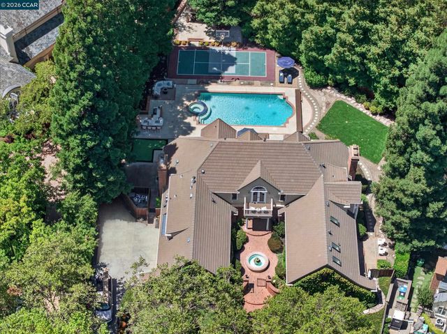 114 Pepperwood Ct, Danville, CA 94506