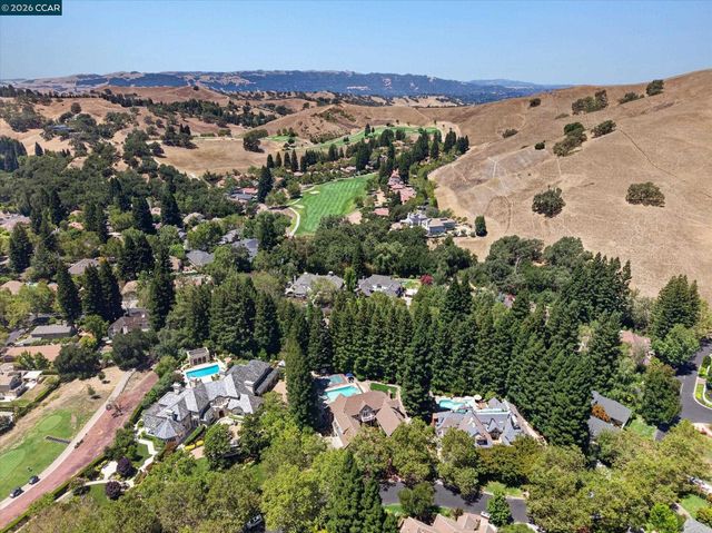 114 Pepperwood Ct, Danville, CA 94506