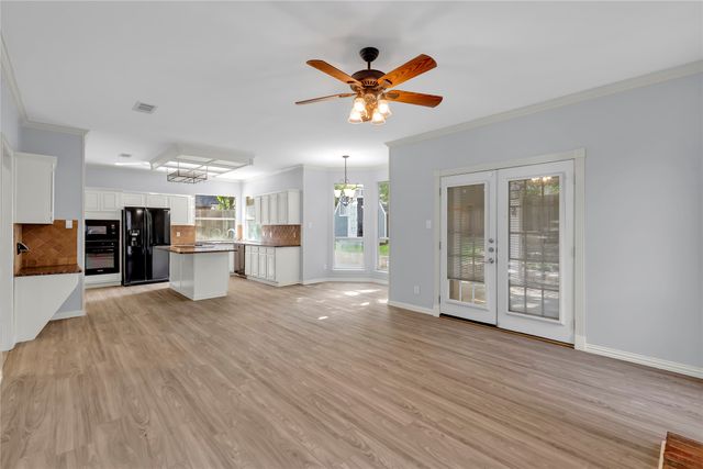 1012 Woodbriar Drive, Grapevine, TX 76051