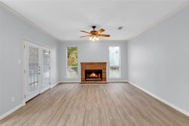 1012 Woodbriar Drive, Grapevine, TX 76051