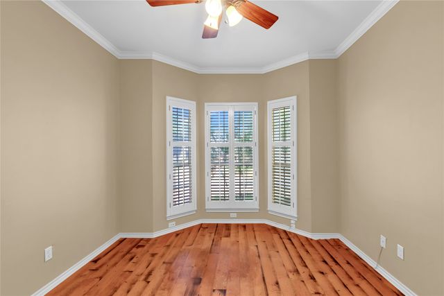 1012 Woodbriar Drive, Grapevine, TX 76051