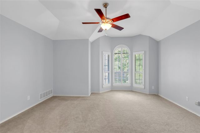 1012 Woodbriar Drive, Grapevine, TX 76051