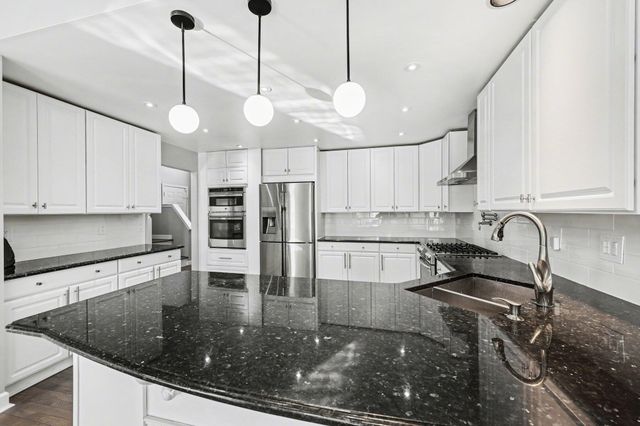 1923 Woodbine Drive, Canton Twp, MI 48188