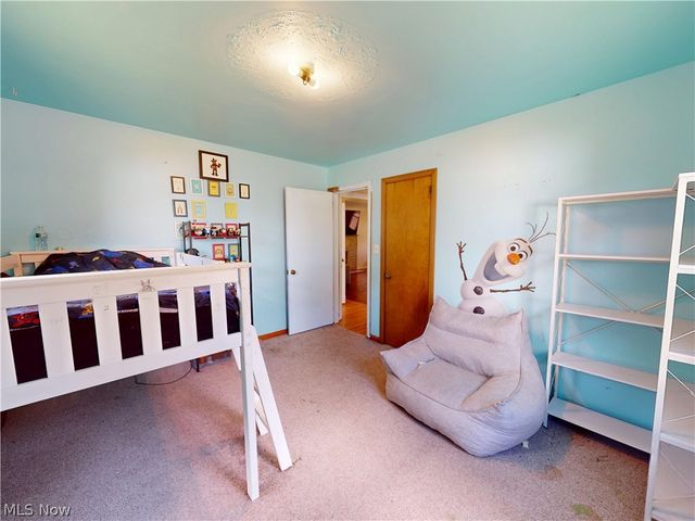 615 Edison Street, Struthers, OH 44471