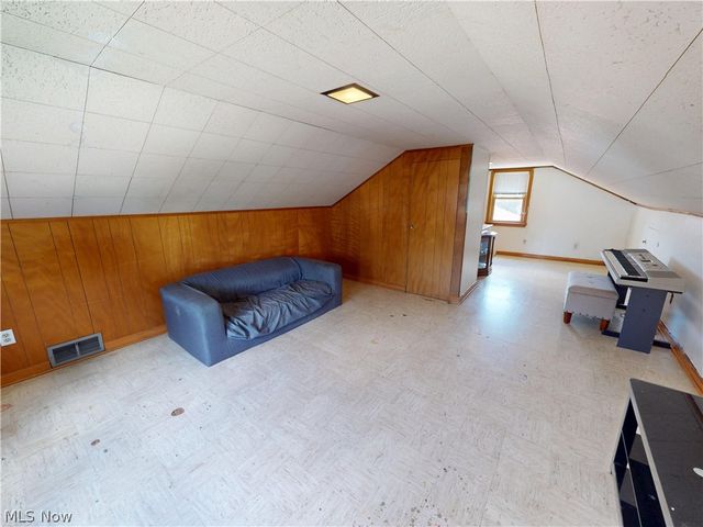 615 Edison Street, Struthers, OH 44471