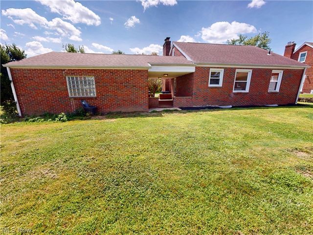615 Edison Street, Struthers, OH 44471