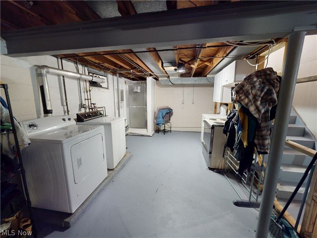 615 Edison Street, Struthers, OH 44471