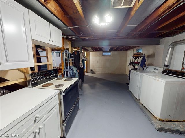 615 Edison Street, Struthers, OH 44471