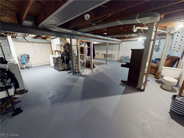 615 Edison Street, Struthers, OH 44471