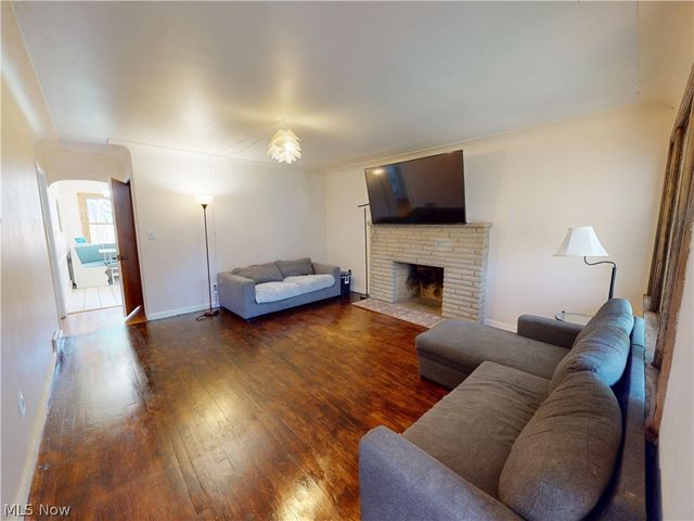 615 Edison Street, Struthers, OH 44471