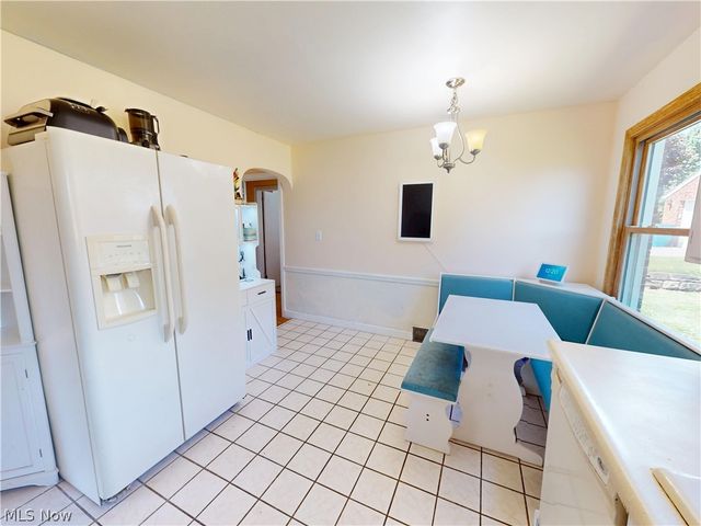 615 Edison Street, Struthers, OH 44471