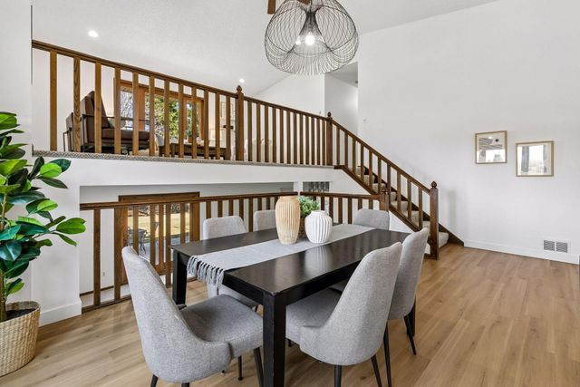 4841 Safari Court N, Eagan, MN 55122