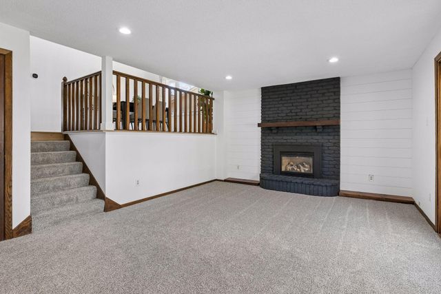 4841 Safari Court N, Eagan, MN 55122