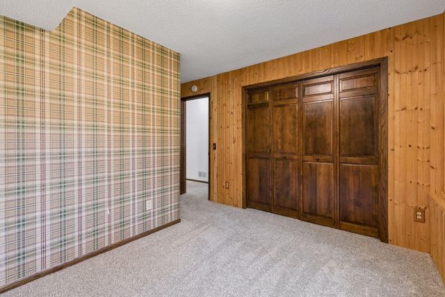 4841 Safari Court N, Eagan, MN 55122