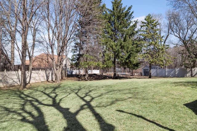 4841 Safari Court N, Eagan, MN 55122