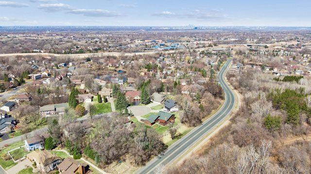 4841 Safari Court N, Eagan, MN 55122