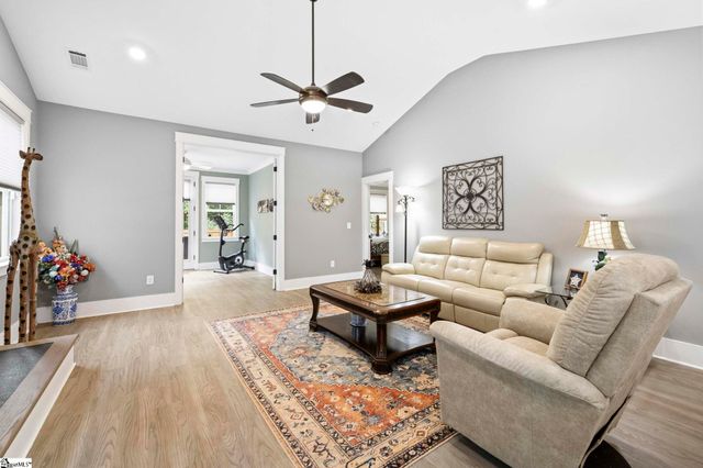 564 Backacre Court, Greer, SC 29651
