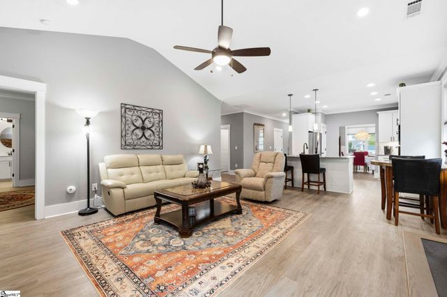 564 Backacre Court, Greer, SC 29651