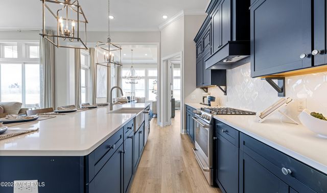 14 Hydrangea Drive, Manalapan, NJ 07726