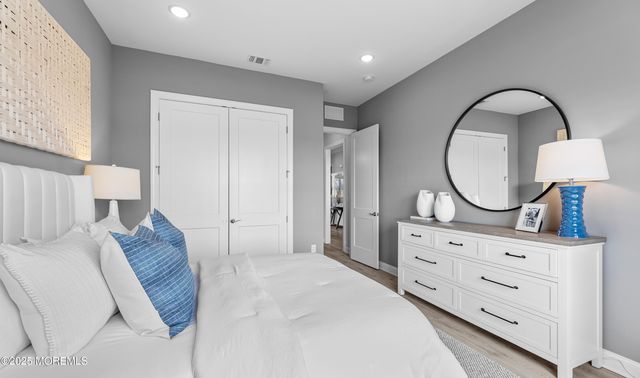 14 Hydrangea Drive, Manalapan, NJ 07726