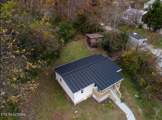 401 E Forrest St, Lafollette, TN 37766