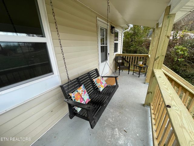 401 E Forrest St, Lafollette, TN 37766