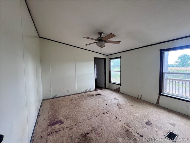 7016 E 303rd Street S, Porum, OK 74455