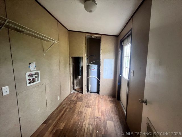 7016 E 303rd Street S, Porum, OK 74455