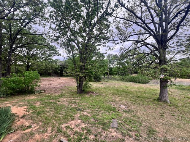 7016 E 303rd Street S, Porum, OK 74455