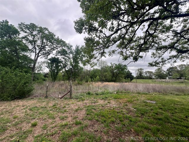7016 E 303rd Street S, Porum, OK 74455