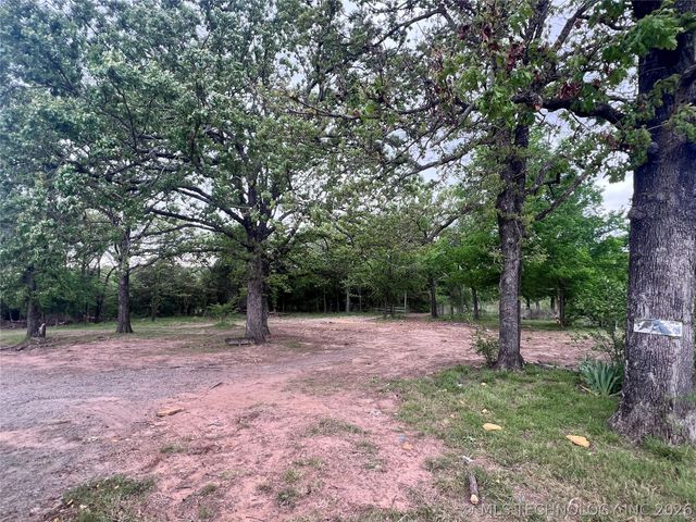 7016 E 303rd Street S, Porum, OK 74455