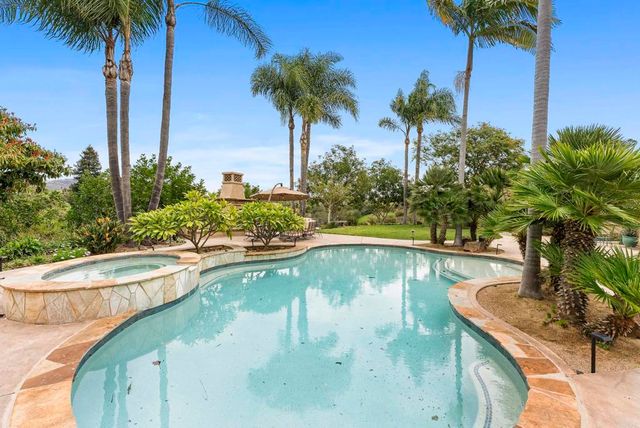 7098 Via Monalex, Rancho Santa Fe, CA 92067