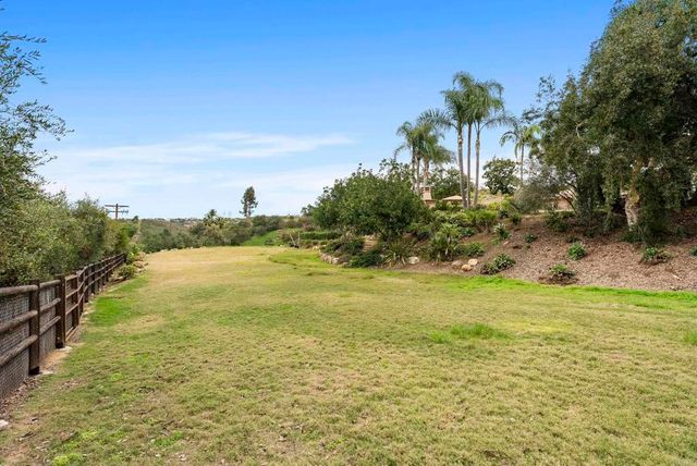 7098 Via Monalex, Rancho Santa Fe, CA 92067