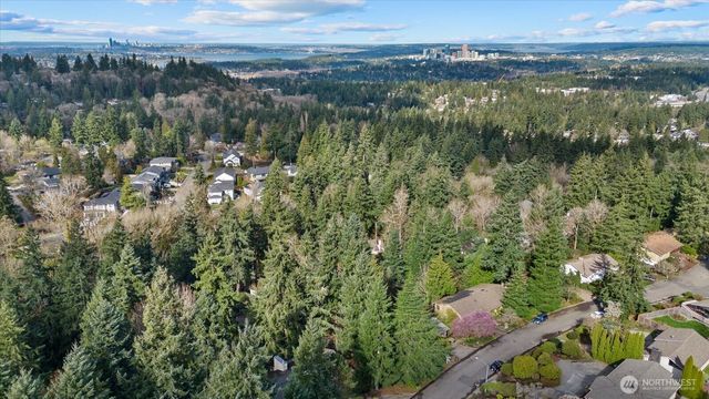 4529 153rd Avenue SE, Bellevue, WA 98006