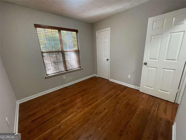 3015 Cascade Manor Drive, Decatur, GA 30034