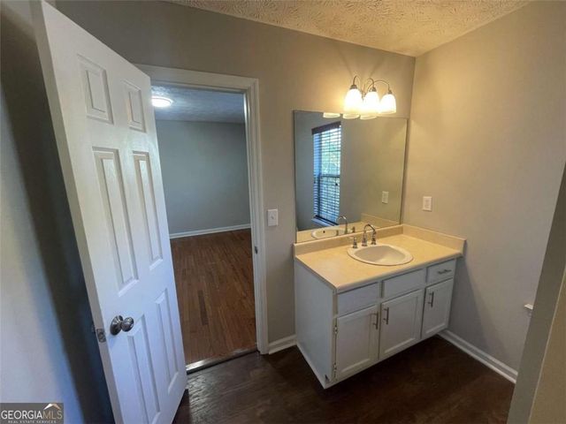 3015 Cascade Manor Drive, Decatur, GA 30034
