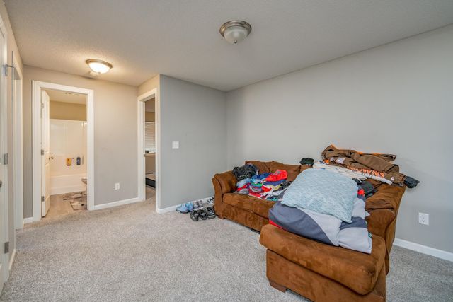 5286-5288 N Cypress St, Bel Aire, KS 67226