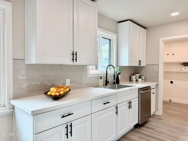 7092 Harmon Drive, Ventura, CA 93003