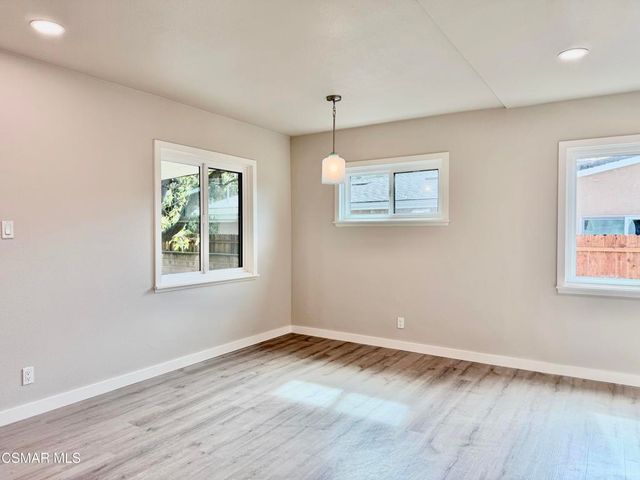 7092 Harmon Drive, Ventura, CA 93003